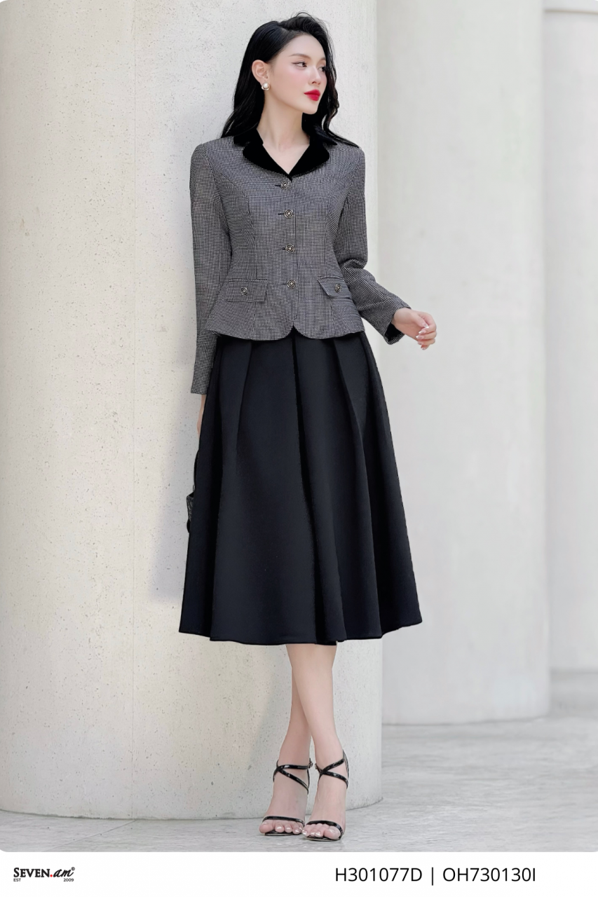 [🛒🇻🇳]Áo vest dáng ôm họa tiết châm bi đen trắng phối cổ nhung thời trang nữ Seven.AM H301077D – Seven.AM , SKU – – sevenam.vn 🇻🇳🛒Top1Shop🛒 🇻🇳Top1Vietnam🇻🇳 🛍🛒🇻🇳