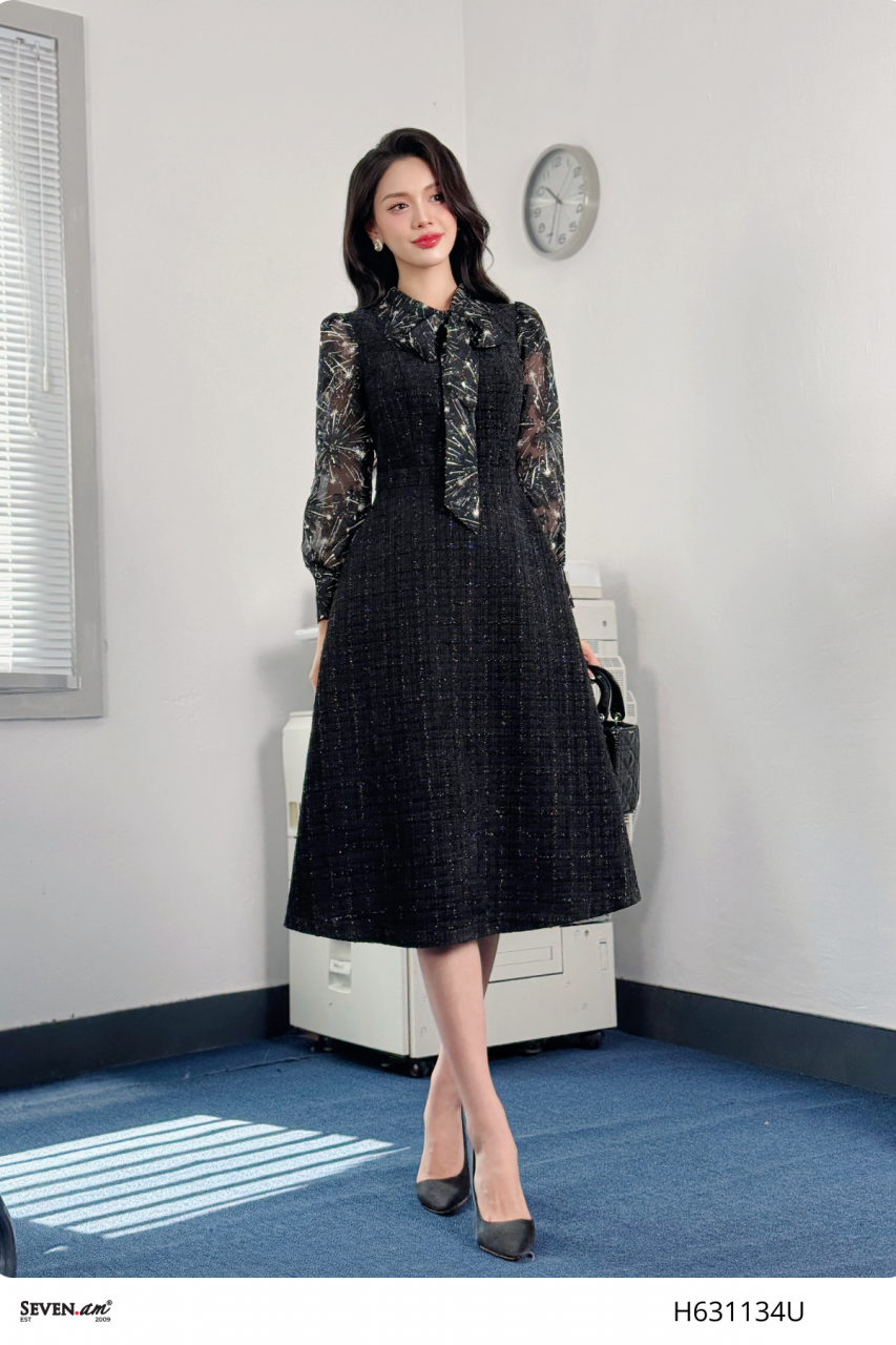 [🛒🇻🇳]Đầm dạ tweed ánh kim tuyến phối cổ nơ thời trang nữ Seven.AM H631134U – Seven.AM , SKU – – sevenam.vn 🇻🇳🛒Top1Shop🛒 🇻🇳Top1Vietnam🇻🇳 🛍🛒🇻🇳