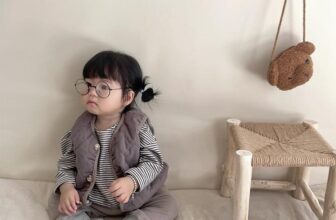 [🆕🇻🇳] HAPPY HIPPO – chuyên đồ trẻ em – Lullaby vnxk 😎❤️️⭐️  𝗔́𝗼 𝗴𝗶𝗹𝗲 𝗮̂́𝗺 𝗰𝗵𝗼 𝗯𝗲́ 𝘆𝗲̂𝘂 Chần mềm nhẹ , ấm áp như vòng tay mẹ vậy   Hàng có sẵn, 2 màu bé trai bé gái đều mặc được nhé ạ  Đủ size cho bé từ 6kg – 16kg   , shares-0✔️ , likes-0❤️️ , date-2022-01-12 22:00:14🇻🇳🇻🇳🇻🇳📰🆕