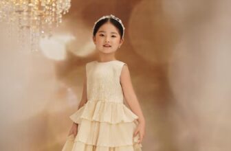 [🆕🇻🇳] Lecia Bridal & Lecia Ready-to-Wear – LECIA Kids 😎❤️️⭐️ 𝑴𝒐𝒓𝒏𝒊𝒏𝒈 𝑩𝒍𝒐𝒔𝒔𝒐𝒎 – 𝑲𝒊𝒆̂𝒖 𝒔𝒂 𝒗𝒂̀ 𝒓𝒖̛̣𝒄 𝒓𝒐̛̃Một thiết kế được lấy cảm hứng từ những cánh hoa khẽ vươn mình đón ánh ban mai vào những sớm tinh mơ khi những g , shares-0✔️ , likes-22❤️️ , date-2023-04-17 01:00:18🇻🇳🇻🇳🇻🇳📰🆕