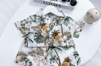 [🆕🇻🇳]  H&B clothing store – Thời trang cho bé 🧑‍🧒❤️️👶⭐️  TRend quá điiiii thôi mom ơi
Chào hè mẫu hoa lá cho bé trai-quá bảnh ạ
#MIÊNSHIP ngay từ 2 bộ ạ
Set bộ  cho bé zai ,mát mẻ xynh xẻo quá đây na , shares-0✔️ , likes-8❤️️ , date-2023-05-16 02:53:25🇻🇳🇻🇳🇻🇳📰🆕