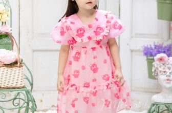 [🆕🇻🇳]  JUNE withlove – Chuyên hàng Thời trang Trẻ em Việt Nam thiết kế và xuất khẩu 🧑‍🧒❤️️👶⭐️ J6785 – HÀNG SẴN KHO
Thêm siêu phẩm đầm tơ gấu dâu vạn bé mê đây ạ. Màu hồng ngọt ngào cưng xỉu
Thiết kế cổ hải quân cùng tay bồng hottrend xinh quá ạ
, shares-0✔️ , likes-9❤️️ , date-2023-10-03 01:33:31🇻🇳🇻🇳🇻🇳📰🆕