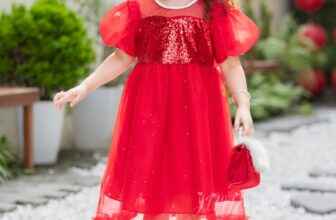 [🆕🇻🇳]  JUNE withlove – Chuyên hàng Thời trang Trẻ em Việt Nam thiết kế và xuất khẩu 🧑‍🧒❤️️👶⭐️ J3748 – HÀNG SẴN KHO
Siêu phẩm quốc dân vạn bé mê đây ạ
Đầm công chúa nằm trong BST Noel – Tết nhà JUNE quá xinh đẹp, khiến bé nào cũng mê mẩn mãi thôi
, shares-0✔️ , likes-11❤️️ , date-2023-10-09 18:38:34🇻🇳🇻🇳🇻🇳📰🆕