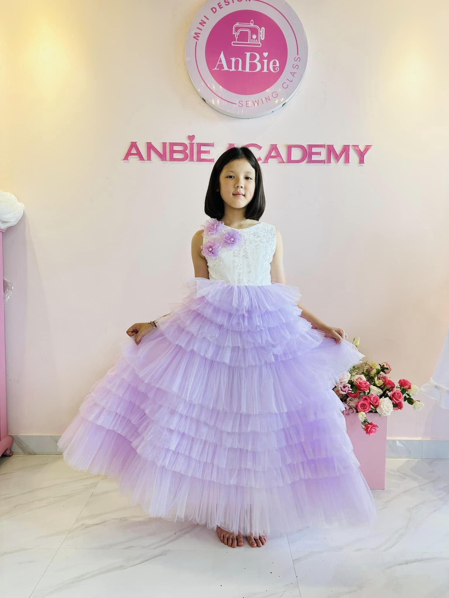 [🆕🇻🇳] Lecia Bridal & Lecia Ready-to-Wear – LECIA Kids 😎❤️️⭐️ 𝐓𝐡𝐢𝐞̂́𝐭 𝐤𝐞̂́ 𝐝𝐚̀𝐧𝐡 𝐫𝐢𝐞̂𝐧𝐠 𝐜𝐡𝐨 𝐧𝐡𝐮̛̃𝐧𝐠 𝐤𝐡𝐨𝐚̉𝐧𝐡 𝐤𝐡𝐚̆́𝐜 𝐪𝐮𝐚𝐧 𝐭𝐫𝐨̣𝐧𝐠 𝐜𝐮̉𝐚 𝐛𝐞́Một chiếc váy xinh đẹp dành cho mọi khoảnh khắc quan trọng của bé yêu liệu có ph , shares-3✔️ , likes-105❤️️ , date-2023-04-20 01:00:03🇻🇳🇻🇳🇻🇳📰🆕