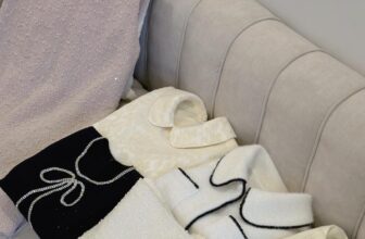 [🆕🇻🇳] H e s T i a 👕 Top1Fashion 👗  𝐂𝐨𝐦𝐞 𝐮𝐩 𝐰𝐢𝐭𝐡 𝐢𝐝𝐞𝐚𝐬 𝐟𝐨𝐫 𝐡𝐨𝐥𝐢𝐝𝐚𝐲 𝐨𝐮𝐭𝐟𝐢𝐭𝐬  Hestia gửi lời chúc tới tất cả cô gái của chúng mình có một mùa Noel ấm áp và an lành!  𝑇ℎ𝑒 𝑤𝑒𝑎𝑡ℎ𝑒𝑟 𝑖𝑠 𝑔𝑒𝑡𝑡𝑖𝑛𝑔 𝑐𝑜𝑙𝑑 , shares-0✔️ , likes-8❤️️ , date-2023-12-23 14:20:27🇻🇳🇻🇳🇻🇳📰🆕