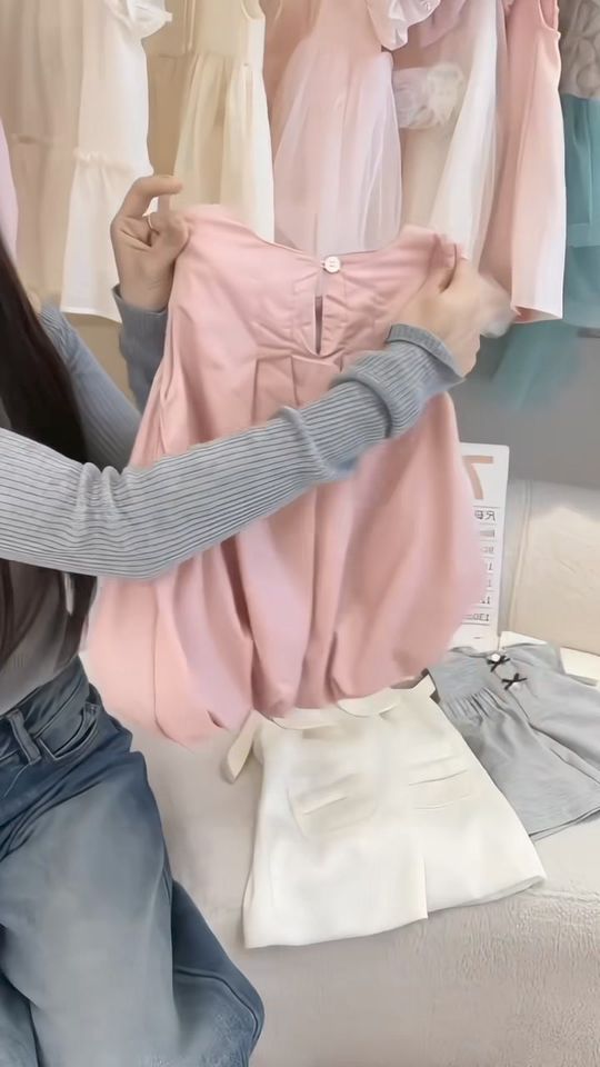 [🆕🇻🇳] Thảo Kids – Thiết Kế quần áo trẻ em cao cấp 🧑‍🧒❤️️👶⭐️ Váy xinh cho bé
Nhận hàng-kiểm hàng-thanh toán-uy tín.
VÁY CHO BÉ CƯNG, CHẤT XINH LỊM NGƯỜI
, shares-0✔️ , likes-54❤️️ , date-2024-03-18 23:05:06🇻🇳🇻🇳🇻🇳📰🆕