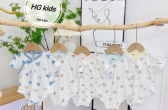 [🆕🇻🇳]  HG Kids – Xưởng Sỉ Quần Áo Cho Bé 🧑‍🧒❤️️👶⭐️  Body chip em bé, vải petit mềm mịn, mát rượi, bé mặc nhẹ tênh.
Có 3 size:
0-3M (3-5kg)
3-6M (5-7kg)
6-9M (7-9kg)
——–
Hotline/Zalo: 0344.539.05 , shares-0✔️ , likes-2❤️️ , date-2024-03-21 22:56:38🇻🇳🇻🇳🇻🇳📰🆕