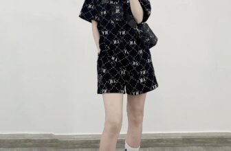 [🆕🇻🇳] Thời Trang MLB – Chuyên cung cấp các sản phẩm thời trang MLB cao cấp 🧑‍🧒❤️️👶⭐️ Phần1: Set đồ đi chơi 30/4-1/5 Phố cổ Hội An các Pà chọn bên trái hay bên phải
, shares-0✔️ , likes-7❤️️ , date-2024-04-13 19:10:19🇻🇳🇻🇳🇻🇳📰🆕