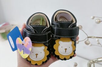 [🆕🇻🇳]  Nami Kids – Ở đây có đồ em bé dễ thương lắm nè 🧑‍🧒❤️️👶⭐️   Dọn kho #SALE đổi mẫu #95k giảm còn -> #59k/đôi, 2 đôi miễn ship
Ảnh chụp thật, hàng lẻ size, ib shop check size gởi mẫu ạ
, shares-0✔️ , likes-6❤️️ , date-2024-04-10 19:14:52🇻🇳🇻🇳🇻🇳📰🆕