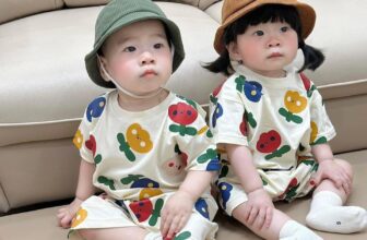 [🆕🇻🇳]  Nhỏ Xíu Babe-Cửa hàng quần áo sơ sinh & trẻ em 🧑‍🧒❤️️👶⭐️ Mã này chất đúng là đẹp lắm, dày dặn mịn lắm
Set hoa cotton MonMi trẻ em VNXK, unisex bé trai bé gái mặc đều cưng ạ. Hàng cotton siu chất luônBảng size t , shares-0✔️ , likes-5❤️️ , date-2024-04-16 16:34:04🇻🇳🇻🇳🇻🇳📰🆕