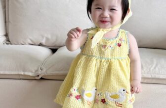 [🆕🇻🇳]  Homey baby – Đồ xinh cho bé yêu 🧑‍🧒❤️️👶⭐️ #H320118 – giá #190k
Có xinh xắn quá khum ạ?
Chiếc váy vịt vàng này từ hè năm ngoái đến năm nay vẫn luôn đứng trong top seller bên Trung đó ạ
Dễ mặc, màu  , shares-0✔️ , likes-3❤️️ , date-2024-05-21 22:05:45🇻🇳🇻🇳🇻🇳📰🆕