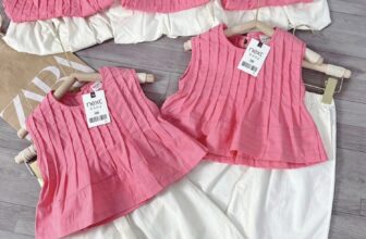 [🆕🇻🇳]  Thóc Kids – Thời trang trẻ em – Chuyên sỉ lẻ quần áo xuất dư, made in VN cho trẻ 🧑‍🧒❤️️👶⭐️ #165k/b Set baby doll này xinh xỉu ạ Quần đũi chuẩn như ảnh nhaa . May tỉ mỉ lắm
Dáng baby doll quần suông bé mặc đi học đi chơi đều okela nhé  Full size  , shares-0✔️ , likes-2❤️️ , date-2024-05-16 01:18:57🇻🇳🇻🇳🇻🇳📰🆕