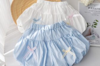 [🆕🇻🇳]  Homey baby – Đồ xinh cho bé yêu 🧑‍🧒❤️️👶⭐️ #H310078 – giá #130k
Quần bí đính nơ cực dễ mix đồ các mẹ ơi, mix áo phông áo dây hay babydoll gì cũng ok ạ
– Size 80 (9-11kg)
– Size 90 (11-13kg)
– Size 1 , shares-0✔️ , likes-0❤️️ , date-2024-05-15 20:55:25🇻🇳🇻🇳🇻🇳📰🆕