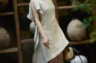 [🆕🇻🇳] OnmeLocal – 𝐒𝐨𝐦𝐞𝐭𝐡𝐢𝐧𝐠 𝐀𝐛𝐨𝐮𝐭 𝐋𝐢𝐧𝐞𝐧 𝐁𝐲 𝐎𝐍𝐌𝐄 – 𝐃𝐞𝐬𝐢𝐠𝐧 𝐈𝐧 𝐁𝐢𝐧𝐡 𝐃𝐮𝐨𝐧𝐠,𝐕𝐢𝐞𝐭𝐧𝐚𝐦 👕 Top1Fashion 👗  Ivy bao giờ cũng mang âm hưởng nghệ thuật và còn gì tuyệt vời hơn khi linen kết hợp cùng gốm. Mộc mạc, đơn sơ và thủ công hệt như một bức tranh.
• Linen
, shares-178✔️ , likes-11K❤️️ , date-2024-06-16 23:47:53🇻🇳🇻🇳🇻🇳📰🆕