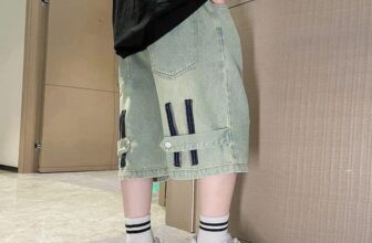 [🆕🇻🇳]  Voi Béo Store – Quần áo trẻ em xuất khẩu, xuất dư, hàng thiết kế cho bé 🧑‍🧒❤️️👶⭐️ Quần jeans cho các bé trai siêu xinh mà giá sale ưu đãi lắm
Cạp chun co giãn tốt, rộng rãi cho bé đi học
Size: 120 130 140 150 160 170
Chỉ 165kkkk
Hàng , shares-0✔️ , likes-2❤️️ , date-2024-06-27 21:29:40🇻🇳🇻🇳🇻🇳📰🆕