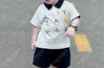 [🆕🇻🇳]  Thóc Fashion – Hàng VNXK thiết kế – REP 1:1 các hãng cho bé trai 🧑‍🧒❤️️👶⭐️  Yêu hay quá yêu
Mẫu polo này xứng đáng có trong tủ đồ của Boy nhà mẹ. Mặc đi chơi quá sang mà mặc đi học còn bảnh hơn
Chất áo cotton co dãn, quần kaki
, shares-3✔️ , likes-48❤️️ , date-2024-07-21 15:51:18🇻🇳🇻🇳🇻🇳📰🆕