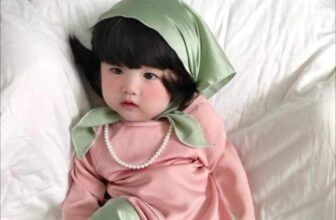 [🆕🇻🇳]  Đậu – Kids & Mom – thời trang thiết kế mẹ và bé 🧑‍🧒❤️️👶⭐️ Nhà Đậu vẫn nhận đặt may size baby cho các bé từ 5kg nhé các mẹ
Đặt dần để trung thu này kịp diện các mẹ ơi
, shares-1✔️ , likes-13❤️️ , date-2024-07-24 00:06:49🇻🇳🇻🇳🇻🇳📰🆕