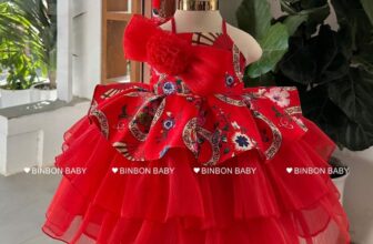 [🆕🇻🇳] BinBon Baby – Váy đầm công chúa thiết kế cho bé 🧑‍🧒❤️️👶⭐️ Mẹ đã lựa chọn được váy xinh cho bé diện trung thu chưa ạ.
Váy yếm hoa đỏ siêu hot, chất gấm hoa phối tơ xước siêu sang ạ.
, shares-0✔️ , likes-14❤️️ , date-2024-08-07 00:36:35🇻🇳🇻🇳🇻🇳📰🆕