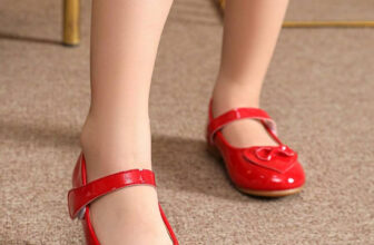 [🆕🇻🇳] Kid Authentic – Chuyên Order đồ Authentic cho Bé Chuẩn Chính Hãng 100% 😎❤️️⭐️ 𝐆𝐢𝐚̀𝐲 𝐁𝐮́𝐩 𝐁𝐞̂ 𝐂𝐚𝐨 𝐂𝐚̂́𝐩 𝐂𝐡𝐨 𝐁𝐞́ 𝐜𝐡𝐨̛𝐢 𝐡𝐞̀ , đ𝐢 𝐡𝐨̣𝐜 𝐭𝐡𝐞̂𝐦 𝐓𝐮̛̣ 𝐓𝐢𝐧»  Mô tả sản phẩm :  Update siêu nhiều mẫu cho bé nhà mình đây các Mom ơi! Giày búp b , shares-0✔️ , likes-245❤️️ , date-2024-08-07 02:52:45🇻🇳🇻🇳🇻🇳📰🆕