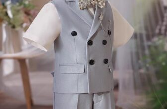 [🆕🇻🇳]  MMKID aims to bring kids the most high fashionable and high quality party design 🧑‍🧒❤️️👶⭐️ Waistcoat mix short shirts, high design for kids join any occasions.
Set for kids boy 0-15 years
Please inbox to us for more information or any advice.
, shares-2✔️ , likes-2❤️️ , date-2024-08-20 01:15:13🇻🇳🇻🇳🇻🇳📰🆕
