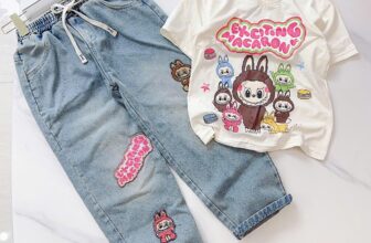 [🆕🇻🇳]  T&T Kids – Thay Ba Mẹ Mang Yêu Thương Đến Các Bé 🧑‍🧒❤️️👶⭐️ Set áo cotton #labubu Hot Hit  – quần bò Baggy hình đính nổi xịn đét phong cách
Size:  25 – 52Kg
( form dáng dài rộng ) , shares-0✔️ , likes-2❤️️ , date-2024-08-19 14:34:00🇻🇳🇻🇳🇻🇳📰🆕