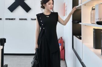 [🆕🇻🇳] 08 District – Quần áo – Thương hiệu 👕 Top1Fashion 👗   NEW IN 08 DISTRICTÁo xinh mới về sẵn tại store, chất siêu mướt mỏng mịn, mặc bao thích luôn nha CEHiện 08 District ưu đãi :
ĐỒNG GIÁ NHIỀU SP 199k , shares-0✔️ , likes-12❤️️ , date-2024-08-23 20:04:23🇻🇳🇻🇳🇻🇳📰🆕