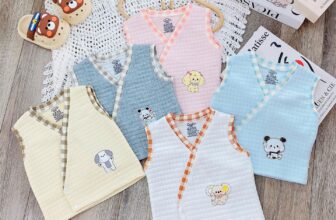 [🆕🇻🇳] Tổng kho sơ sinh Lynh Lee – Tổng kho sỉ lẻ Mẹ và bé 🧑‍🧒❤️️👶⭐️ Unchi chào thu mẫu áo trần bông gile xinh xắn!!
Thiết kế khuy bấm dày dặn , chắc c , shares-0✔️ , likes-1❤️️ , date-2024-08-23 15:42:45🇻🇳🇻🇳🇻🇳📰🆕