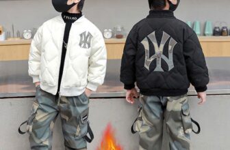 [🆕🇻🇳]  Bet Boy Kids  – Thời trang trẻ em – Chuyên Bán BUÔN : SỈ – LẺ – CTV 🧑‍🧒❤️️👶⭐️ HOT HOT HOT
Áo khoác NY cho bé trai mặc thu đông đang sale chỉ còn #1xx
Đủ size 6-40kg
————————————–
Kiểm tra hàng trước khi , shares-0✔️ , likes-7❤️️ , date-2024-08-24 15:07:51🇻🇳🇻🇳🇻🇳📰🆕