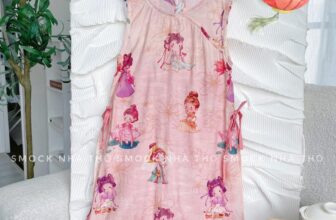 [🆕🇻🇳] Smock Nhà Thỏ – ĐẦM SMOCK 🩷 ĐẦM THIẾT KẾ 🩷 🧑‍🧒❤️️👶⭐️  Trung Thu cận kề rồi mom ơiiii .~ Chốt liền tay 1 set áo dài cho bé kịp diện mủa Trung Thu này nhé mom .
~ Đủ size cho bé từ 11kg đến 43kg
~ Chất liệ , shares-0✔️ , likes-10❤️️ , date-2024-08-26 02:12:19🇻🇳🇻🇳🇻🇳📰🆕