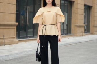 [🆕🇻🇳] LAGOM – A local brand in Viet Nam! We create styles for beautiful queens 👕 Top1Fashion 👗  𝐒𝐈𝐄𝐍𝐀 𝐓𝐎𝐏 𝐱 𝐀𝐒𝐌𝐄 𝐏𝐀𝐍𝐓𝐒 | 𝐂𝐥𝐚𝐬𝐬𝐢𝐜 𝐂𝐡𝐚𝐫𝐦𝑺𝒊𝒆𝒏𝒂 𝑻𝒐𝒑 𝒙 𝑨𝒔𝒎𝒆 𝑷𝒂𝒏𝒕𝒔 là gợi ý hoàn hảo LAGOM dành cho nàng trong những ngày dài chốn công sở. 𝑺𝒊𝒆𝒏𝒂 𝑻𝒐𝒑 giúp nàn , shares-0✔️ , likes-9❤️️ , date-2024-08-29 18:36:14🇻🇳🇻🇳🇻🇳📰🆕