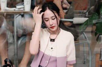 [🆕🇻🇳] 𝐌𝐚𝐢𝐬𝐨𝐧 𝐋𝐞𝐞𝐧𝐚𝐚 👕 Top1Fashion 👗  “𝗛𝗼̂𝗺 𝗻𝗮𝘆 𝗯𝗮̣𝗻 𝘁𝗵𝗲̂́ 𝗻𝗮̀𝗼?”
-Hôm nay tôi thông báo cho bạn một thông điệp rằng mùa thu Hà Nội đến rồi, tôi xin phép nghỉ việc một hôm đi cà phê ở Phê La, n , shares-1✔️ , likes-39❤️️ , date-2024-09-02 16:14:57🇻🇳🇻🇳🇻🇳📰🆕