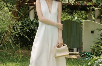 [🆕🇻🇳] Huong Boutique – Định hướng phong cách thời trang 👕 Top1Fashion 👗  𝐇𝐔𝐎𝐍𝐆 𝐱 𝐇𝐚̣ 𝐕𝐲 | 𝐖𝐡𝐢𝐭𝐞 𝐀𝐥𝐥𝐮𝐫𝐞 – 𝐕𝐚𝐜𝐚𝐭𝐢𝐨𝐧 𝐦𝐨𝐝𝐞 𝐨𝐧!!Gam màu trắng luôn là một gam màu được rất nhiều nhà mốt cũng như các nàng thơ của nhà HUONG cực kỳ y , shares-4✔️ , likes-43❤️️ , date-2024-08-30 19:14:08🇻🇳🇻🇳🇻🇳📰🆕