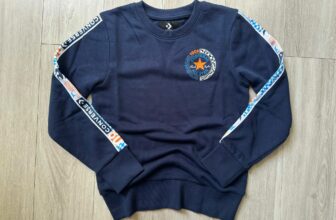 [🆕🇻🇳] BONA – Hàng Hiệu Xuất Dư 👕 Top1Fashion 👗  #Sweater Cov chất da cá bên trong. Khoác nhẹ bên trong mặc áo thun.  Còn 2 màu xanh đen sz bên dưới #165k/cái
Nhẹ nhàng. Sang xịn ạ
8/10 28-34kg
10/12  , shares-0✔️ , likes-0❤️️ , date-2024-09-02 19:03:55🇻🇳🇻🇳🇻🇳📰🆕