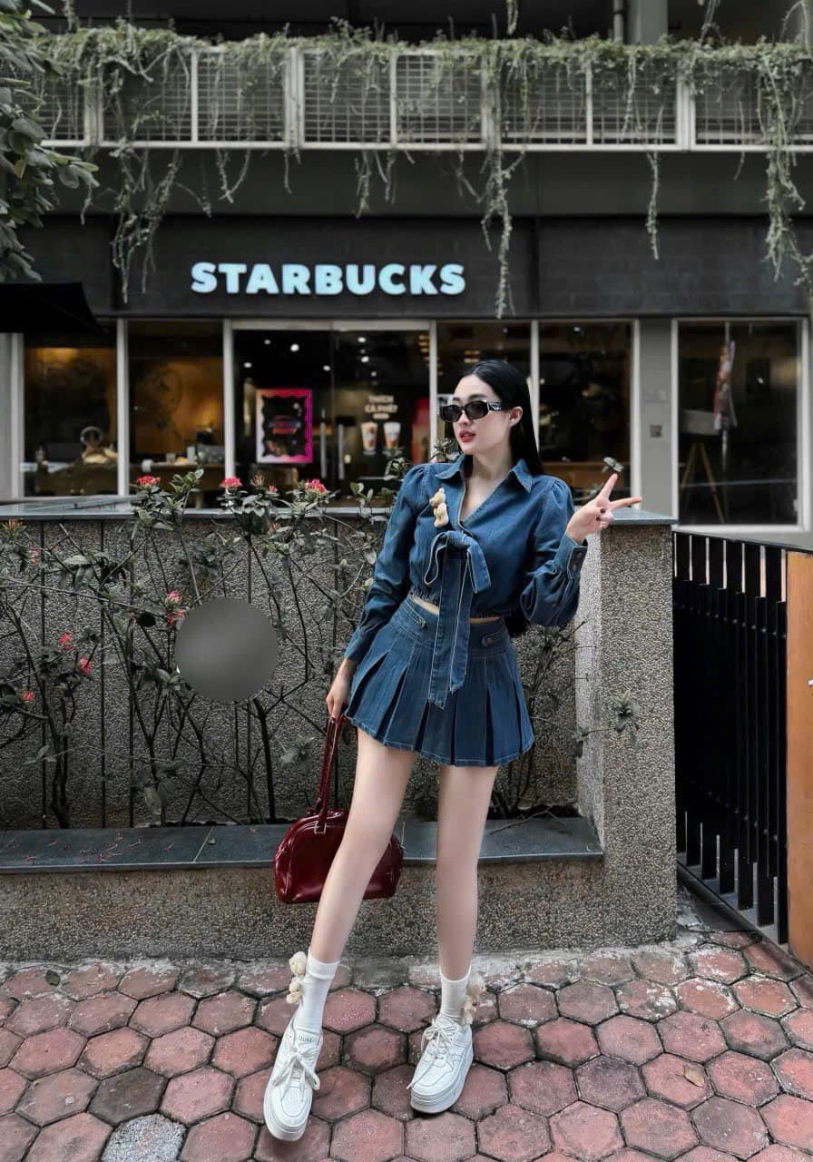 [🆕🇻🇳] Shop HUYỀN HIHI 👕 Top1Fashion 👗  Mùa thu mang giấc mơ quay về
Add : Shop HUYỀN HIHI
(Cách cửa hàng cũ 7,8 nhà cùng chiều hướng lên ngọc hồi )
Zalo : 0375625822
Link khách lẻ xem mẫu  , shares-0✔️ , likes-1❤️️ , date-2024-09-02 20:23:51🇻🇳🇻🇳🇻🇳📰🆕