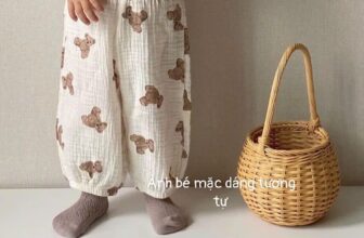 [🆕🇻🇳] Emikids – thời trang trẻ em xuất xịn – Sỉ lẻ thời trang trẻ em 🧑‍🧒❤️️👶⭐️ 190k/ set 3 quầnLên đơn ngay cho em các bácSÉT BA QUẦN ĐŨI XÔ HOẠ TIẾT CHO BÉThật sự vải đũi này quá xịn chuẩn hàng QC luôn ạ, bảng màu thì quá cưng , shares-0✔️ , likes-0❤️️ , date-2024-09-04 14:56:32🇻🇳🇻🇳🇻🇳📰🆕