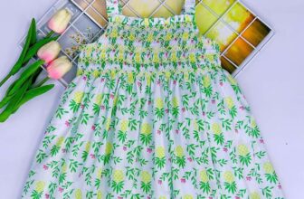 [🆕🇻🇳] Sally’s House – Thời trang cao cấp dành cho bé gái 🧑‍🧒❤️️👶⭐️ Mẫu đầm smock hai dây siêu xinh.
Chất vải : Poplin mềm mát bên trong có lót 1 lớp boil mỏng mềm an toàn cho da bé.
Size : 2-10Y (10-35kg)
Giá: #285k
, shares-0✔️ , likes-2❤️️ , date-2024-09-05 03:11:42🇻🇳🇻🇳🇻🇳📰🆕