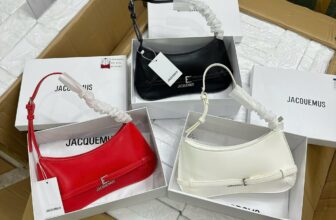 [🆕🇻🇳] Bảo Yến Store – CHUYÊN TÚI XÁCH XUẤT DƯ, SUPER VIP, SIÊU CẤP🛍️🛍️🛍️ 👕 Top1Fashion 👗  #Jac nhà em nét cỡ này Cứ ảnh thật mà quất thui các bác nhìn mê mẩn
Sz 23- Fullbox
———————————————–CÁC SẢN PHẨM SHOP ĐỀ , shares-1✔️ , likes-2❤️️ , date-2024-09-05 12:34:19🇻🇳🇻🇳🇻🇳📰🆕