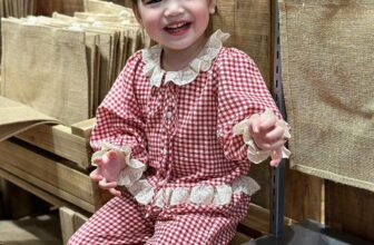 [🆕🇻🇳]Búp Store – Chuyên phụ kiện cho bé 🧑‍🧒❤️️👶⭐️ Gom tầm 10-15 hôm trả hàng ạVào mùa thu những bộ đồ mặc đi học hay đi ngủ đều chân ái là đây ạ hoạ tiết kẻ tone Hàn cực xinh cho béBỘ PIZAMA DÀI TA , shares-0✔️ , likes-7❤️️ , date-2024-09-05 15:06:07🇻🇳🇻🇳🇻🇳📰🆕