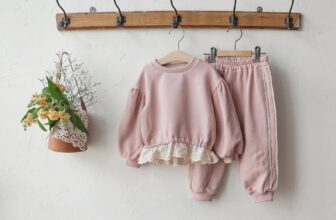 [🆕🇻🇳] Ri. – Baby Korea Style – Ri chuyên cung cấp những s/p quần áo, phụ kiện Baby chính hãng cao cấp của Hàn Quốc 🧑‍🧒❤️️👶⭐️  Set quần áo thun nỉ mềm cho bé
#orderÁo #415k + lạng
Quần #415k + lạngMàu: Pink – Brown – CreamBảng size tham khảo:
Size 3: 1-3y (75-85cm) 8-10kg , shares-0✔️ , likes-0❤️️ , date-2024-09-07 16:10:13🇻🇳🇻🇳🇻🇳📰🆕