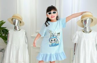 [🆕🇻🇳] Mermaid Kids  (Nàng tiên cá nhỏ)- Thời trang cao cấp cho bé 🧑‍🧒❤️️👶⭐️ Labubu kẻ xanh cute hạt me về thêm mom ơi
Chất cotton đẹp mê
Hình in PE sắc nét
Dáng A xinh quá
Sz 2-11/12 cho bé 10-45kg
, shares-0✔️ , likes-4❤️️ , date-2024-09-08 13:12:57🇻🇳🇻🇳🇻🇳📰🆕