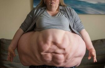 [🆕🇻🇳] Xưởng May Bánh Bao Kids – Cửa hàng quần áo sơ sinh & trẻ em 🧑‍🧒❤️️👶⭐️ Xin đừng vội rời đi mình chỉ mong nhận được một lời chúc mà thôi!
Rồi một ngày ta lặng lẽ rời đi
Khi nhận ra sự chân thành chưa đủ
Người hôm nay bỗng hóa  , shares-0✔️ , likes-0❤️️ , date-2024-09-09 04:00:22🇻🇳🇻🇳🇻🇳📰🆕