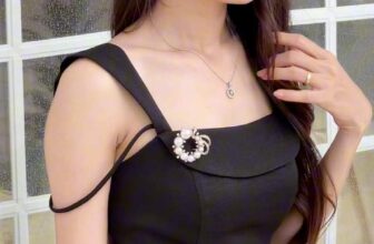 [🆕🇻🇳] DiCi Store – Sản phẩm DiCi tự thiết kế và sản xuất 👕 Top1Fashion 👗  Đầm dự tiệc 2 dây tôn dáng có tặng kèm tag cài áo. Em có đủ 6 size từ 65kg đỗ về ạ #đầm_dự_tiệc #thinhhanh #thoitrangnu #dicistore
, shares-0✔️ , likes-28❤️️ , date-2024-09-09 15:46:41🇻🇳🇻🇳🇻🇳📰🆕