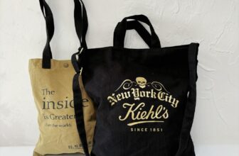 [🆕🇻🇳] Tiệm của Xoăn – Mua sắm & bán lẻ 🧑‍🧒❤️️👶⭐️ ➼ Black crossbody bag• tặng tote bag (không tách lẻ)
•• SOLD
– cond 8.5/9
Túi đen: độ mới cao, size: ngang 37 x cao 43cm.
Tote: ngang 27 x cao  , shares-0✔️ , likes-0❤️️ , date-2024-09-10 16:46:03🇻🇳🇻🇳🇻🇳📰🆕