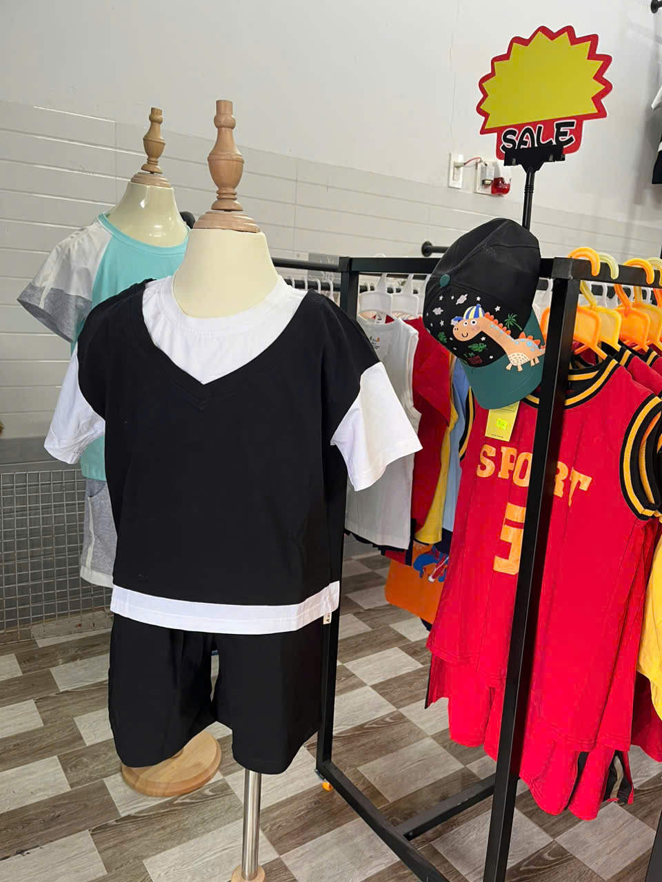 [🆕🇻🇳] Quần áo trẻ em – Likids – Chuyên sản xuất bỏ buôn, bỏ sỉ quần áo trẻ em, trong và ngoài nước 🧑‍🧒❤️️👶⭐️  𝐓𝐔̛𝐍𝐆 𝐁𝐔̛̀𝐍𝐆 𝐊𝐇𝐀𝐈 𝐓𝐑𝐔̛𝐎̛𝐍𝐆 SHOP SỈ LẺ QUẦN ÁO TRẺ EM
 𝐓𝐡𝐮̛́ 7[ 21/𝟗/𝟐𝟎𝟐𝟒 ]
 Sau bao ngày tháng chờ đợi thì ngày mai Shop của em đã chính thức khai trương  , shares-0✔️ , likes-0❤️️ , date-2024-09-20 01:14:29🇻🇳🇻🇳🇻🇳📰🆕