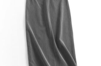 [🆕🇻🇳] Hạnh boutique – Hàng Xách Tay và VNXK 👕 Top1Fashion 👗  Dư xịn xuất Âu
CHÂN VÁY CÔNG SỞ THANH LỊCH – NHẸ NHÀNG
Chất vải dư xịn đanh , mềm, không nhăn, không nhàu – Dáng váy midi dài họa tiết kẻ dọc hack chân dài , shares-0✔️ , likes-3❤️️ , date-2024-09-27 01:50:23🇻🇳🇻🇳🇻🇳📰🆕