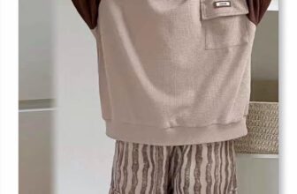 [🆕🇻🇳] Little cheese – Little cheese 🧀 korean style for kids 🧑‍🧒❤️️👶⭐️  Gói gọn sự ấm áp trong một Set bộ cho Bé Trai chuẩn phong cách Hàn.
Bé sẽ thoải mái vui chơi mà không lo lạnh!
Áo sz110->150
(415k)
Quần sz110-&gt , shares-0✔️ , likes-0❤️️ , date-2024-10-03 06:36:44🇻🇳🇻🇳🇻🇳📰🆕