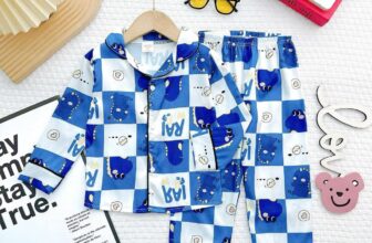 [🆕🇻🇳]  BIN’S HOUSE Chuyên Sỉ & Lẻ Hàng Hiệu Xuất Dư Trẻ Em 😎❤️️⭐️ #135k/b
Miễn ship đơn từ 3 bộ
Size 18-40 kg
Bộ Pyama Dài #BéTrai – Bé Gái
Chất Lụa Xước siêu mịn ,mát
IB Để được tư vấn và đặt hàng
Chất thun co giãn  , shares-0✔️ , likes-0❤️️ , date-2024-10-15 13:05:13🇻🇳🇻🇳🇻🇳📰🆕