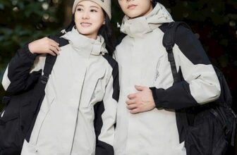 [🆕🇻🇳] Lita Outfits – Quần Áo Vnxk😎❤️️⭐️ Áo khoác gió nam nữ khoá ngực, chất liệu gió tráng bạc cản gió, chống nước và giữ ấm.
Chất liệu dày dặn và được lót thêm 1 lớp lót lưới bên trong.
Size: M- , shares-0✔️ , likes-4❤️️ , date-2024-10-09 21:02:11🇻🇳🇻🇳🇻🇳📰🆕