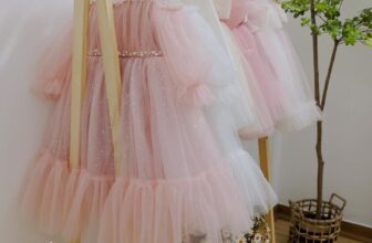 [🆕🇻🇳]  Váy Công Chúa – Miniberry  – Váy công chúa thiết kế chất liệu cao cấp, mềm mại cho bé gái 🧑‍🧒❤️️👶⭐️ Bồng bềnh lấp lánh đáng iu lắm ạ
Đủ màu xinh: Hồng/Trắng/Kem/Xanh ngọc—————————
CAM KẾT ẢNH THẬT DO SHOP TỰ CHỤP
• Hotline : 0916.373.129 (iMess/Zalo)
•  , shares-0✔️ , likes-2❤️️ , date-2024-10-05 21:04:50🇻🇳🇻🇳🇻🇳📰🆕