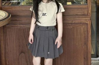 [🆕🇻🇳] MiRi Kids – Nhận bỏ sĩ với giá ưu đãi nhất, ship hàng toàn quốc 🧑‍🧒❤️️👶⭐️ Set bộ bé diện đi học hay đi chơi cũng đều xinh hết mức. Tone màu và style chuẩn Hàn Quốc luôn nè !
Thiết kế set, mẹ mix match kiểu nào cũng xinh. Chân v , shares-1✔️ , likes-15❤️️ , date-2024-10-07 20:40:56🇻🇳🇻🇳🇻🇳📰🆕